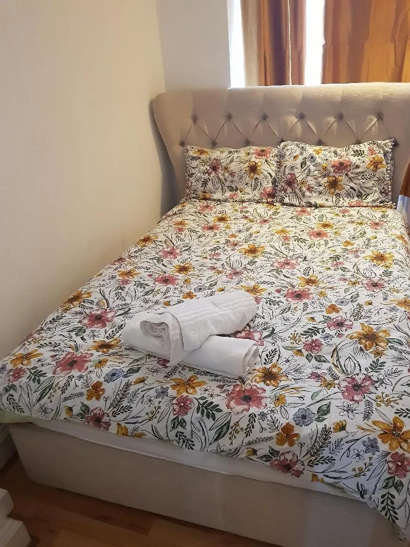Catford Homely Home London United Kingdom